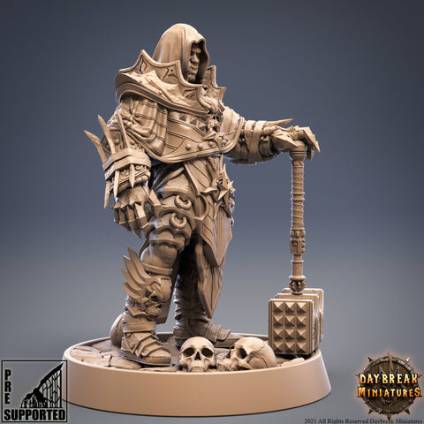 Vampire Knight Blood Oath w/ Great Hammer | 28mm, 32mm, 75mm Scale Resin Miniature | Dungeons and Dragons | Pathfinder | Strahd |