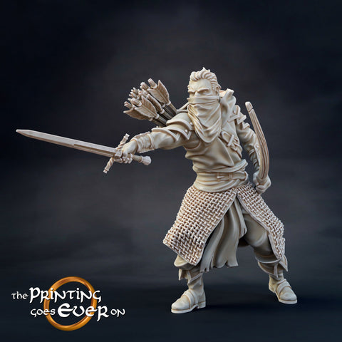 Human Ranger Fighter with Sword | Resin Miniature | 28mm Scale | 32mm Scale | 75mm Scale |Pathfinder Figure | DnD | Figurine unpainted |