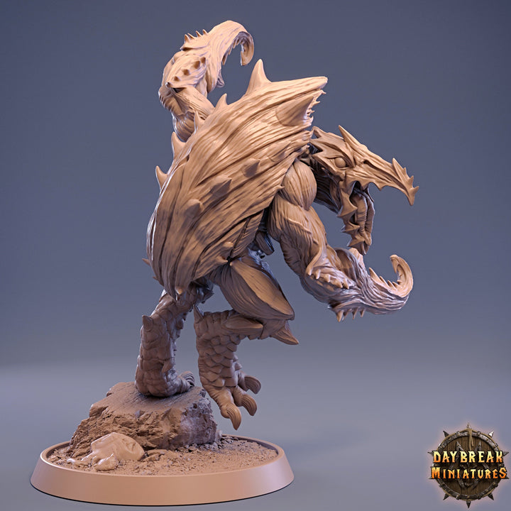 Hooked Horror subterranean Monstrosity | Scales: 28mm | 32mm | 75mm | Megaboss | Dungeons and Dragons | Pathfinder | Daybreak Miniatures