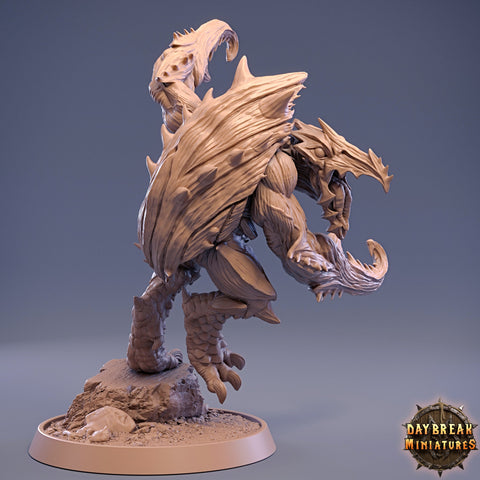 Hooked Horror subterranean Monstrosity | Scales: 28mm | 32mm | 75mm | Megaboss | Dungeons and Dragons | Pathfinder | Daybreak Miniatures