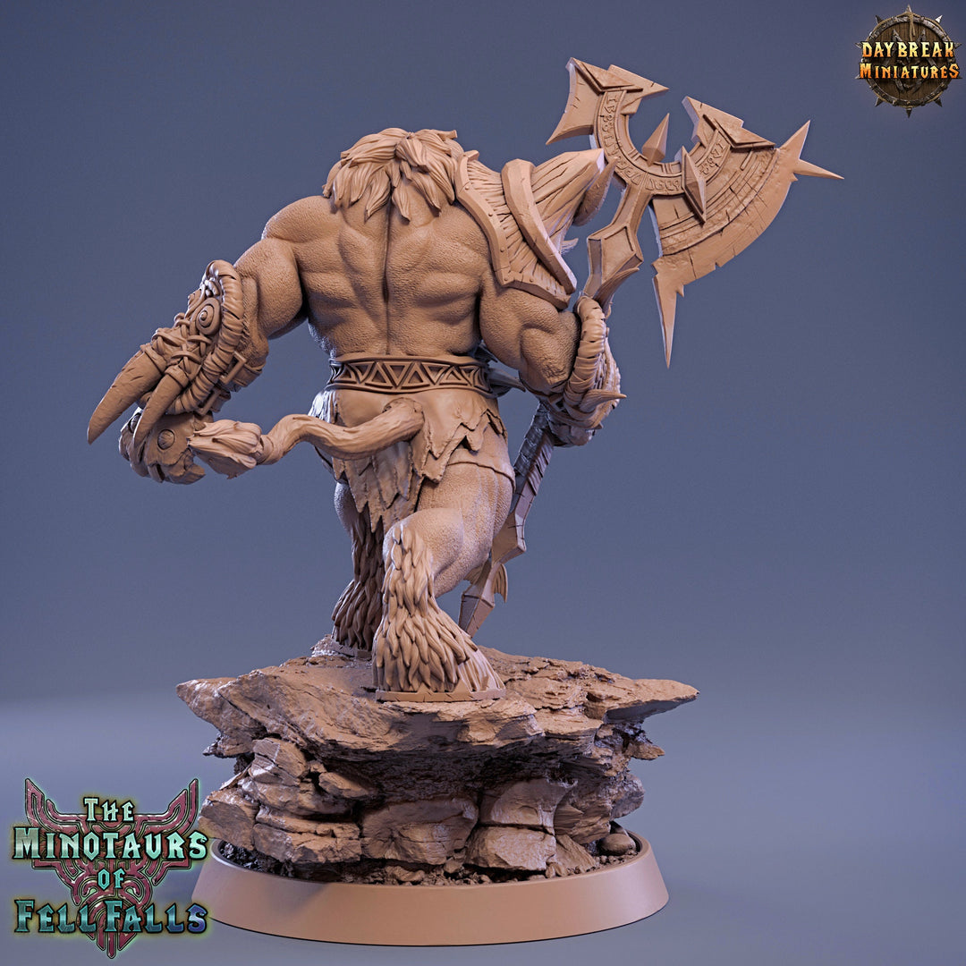 Minotaur Warrior War Chief | Scales: 28mm | 32mm | 75mm | D&amp;D 5e Megaboss | Dungeons and Dragons | Pathfinder | Daybreak Miniatures