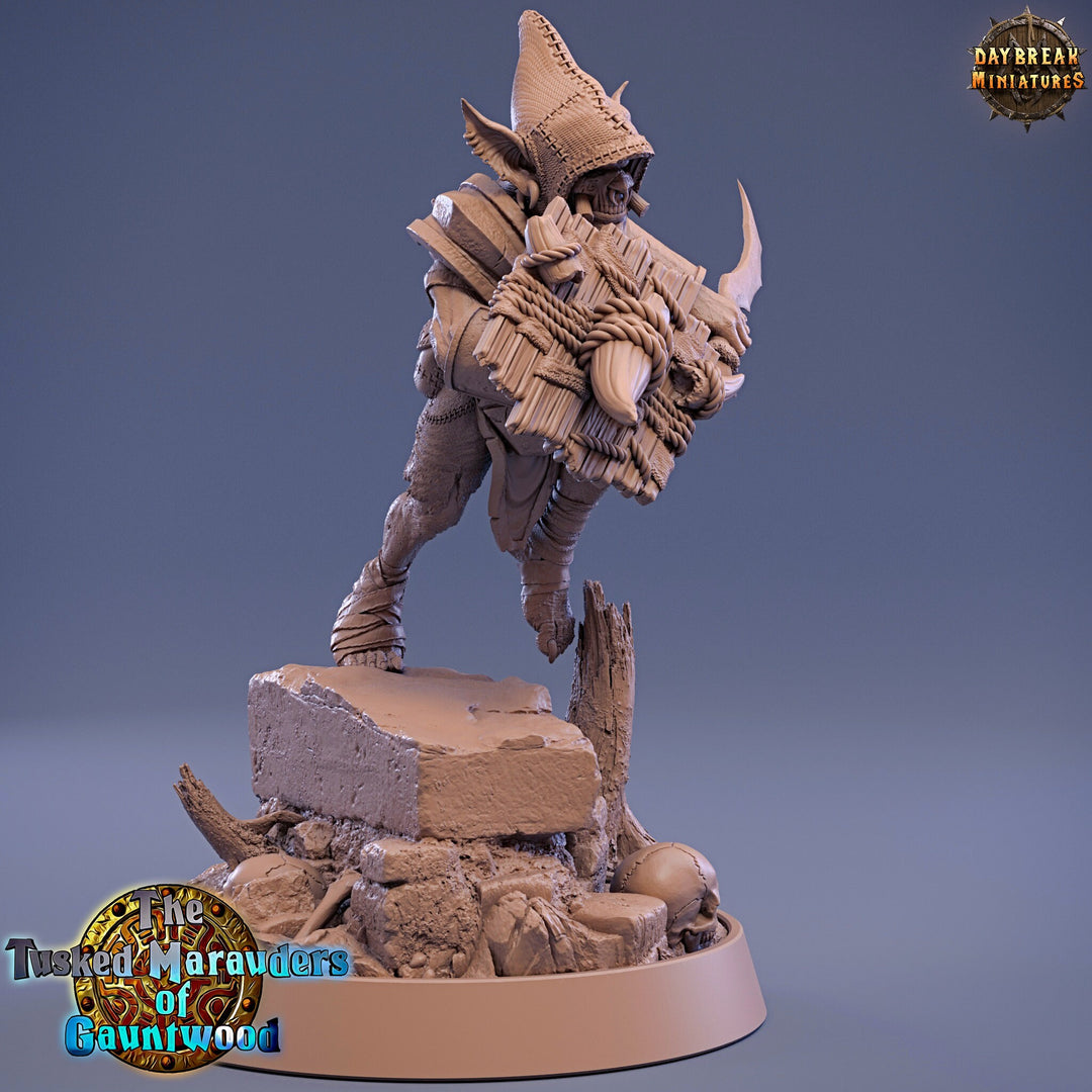 Goblin Sword and Shield Fighter | DnD Miniatures Figures | Dungeons and Dragons | 28mm, 32mm, 75mm scale| Pathfinder | Daybreak Miniatures