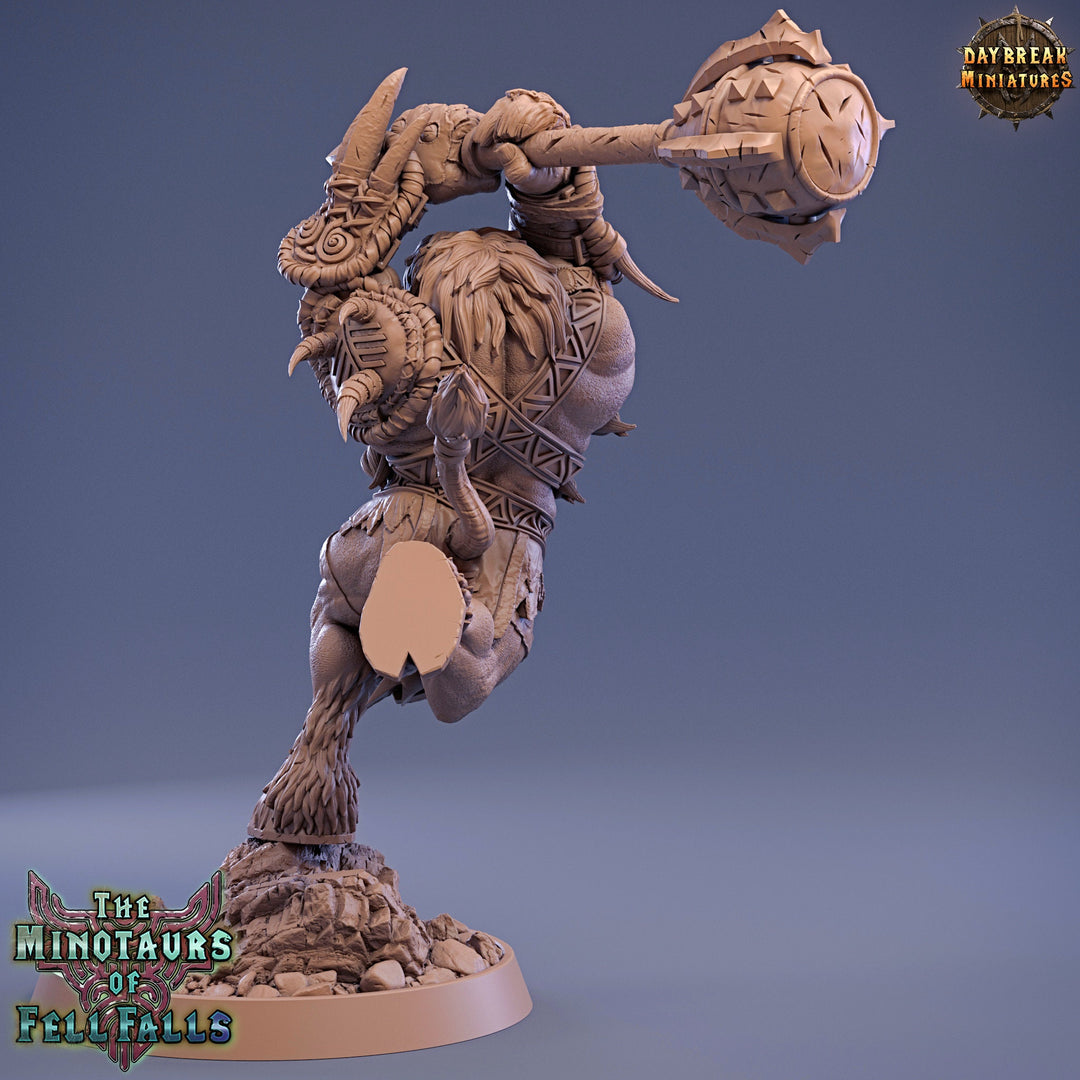 Minotaur Warrior War Chief | Scales: 28mm | 32mm | 75mm | D&amp;D 5e Megaboss | Dungeons and Dragons | Pathfinder | Daybreak Miniatures