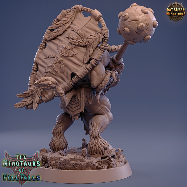 Minotaur Warrior War Chief | Scales: 28mm | 32mm | 75mm | D&amp;D 5e Megaboss Beastmen| Dungeons and Dragons | Pathfinder | Daybreak Miniatures