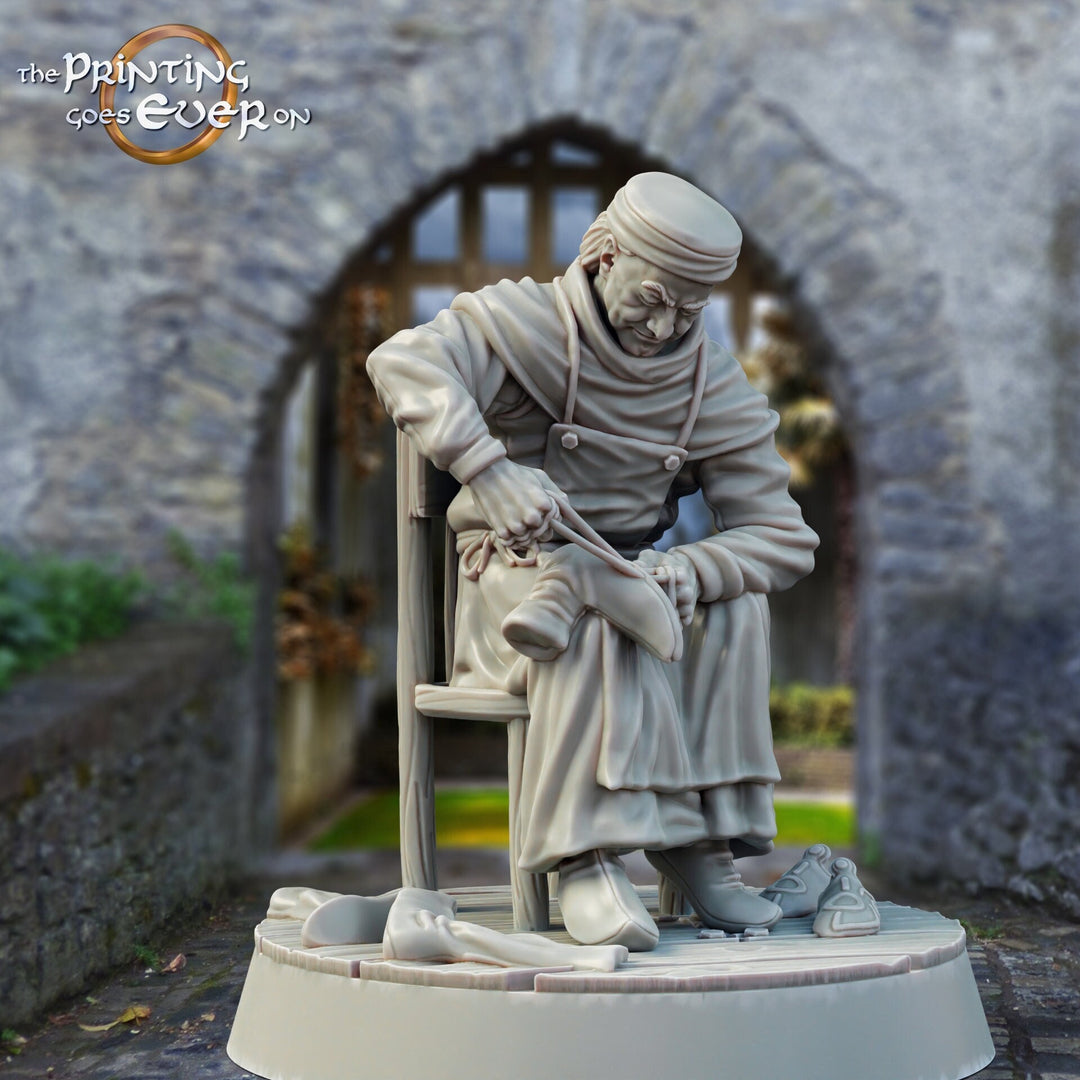 NPC Cobbler Resin Miniature | Available in 28mm, 32mm,54mm,75mm,100mm Scales | Pathfinder Figure DnD | Figurine unpainted |
