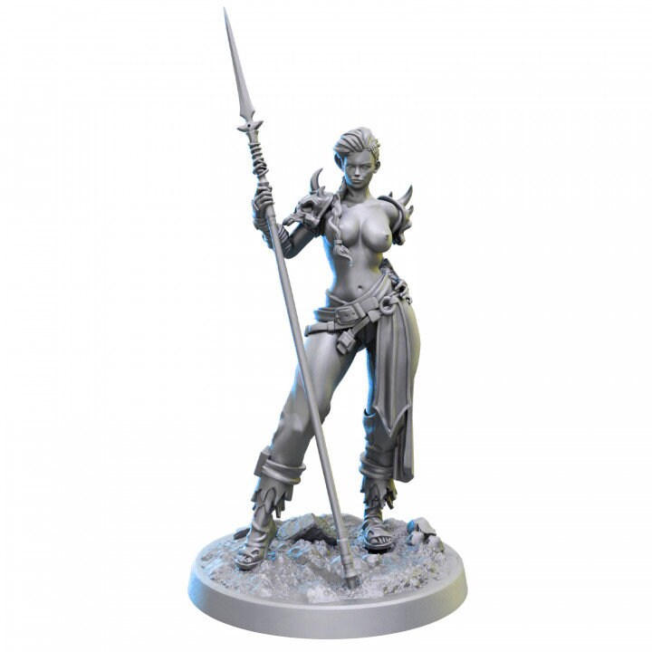 Human Female Fighter Polearm Master Paladin PC / NPC also NSFW (topless) | 28mm,32mm,54mm,75mm,100mm Scales | Dungeons &amp; Dragons |Pathfinder