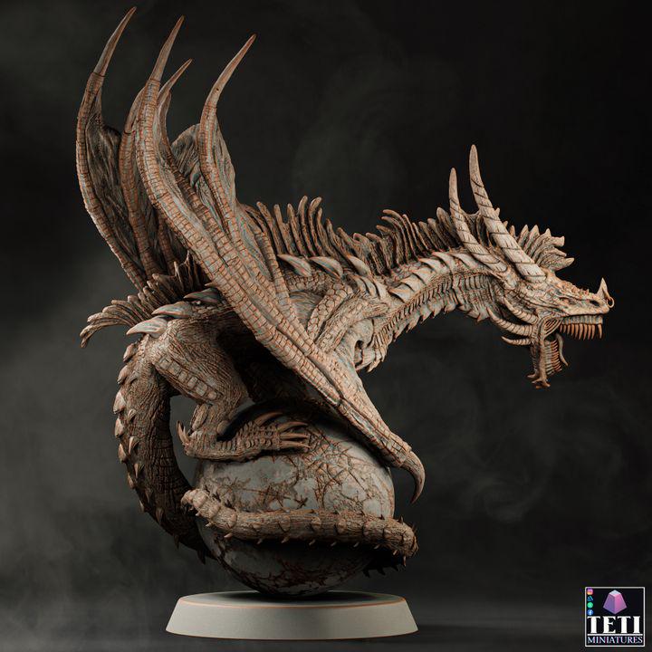 Flying Dragon Beast (4 sizes) D&amp;D Miniature | Young, Adult, Huge, Gargantuan (183mm High) | Resin Statue| Figurine | Dungeons and Dragons 5e