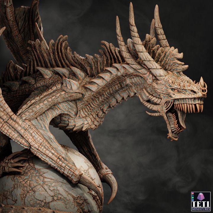 Flying Dragon Beast (4 sizes) D&amp;D Miniature | Young, Adult, Huge, Gargantuan (183mm High) | Resin Statue| Figurine | Dungeons and Dragons 5e
