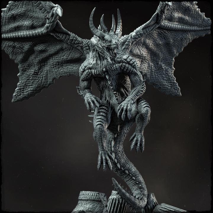 Chromatic Dragon (4 sizes) D&amp;D Miniature | 230mm Height, 220mm Wing Span | Resin Dragon Statue | Figurine | Dungeons and Dragons 5e