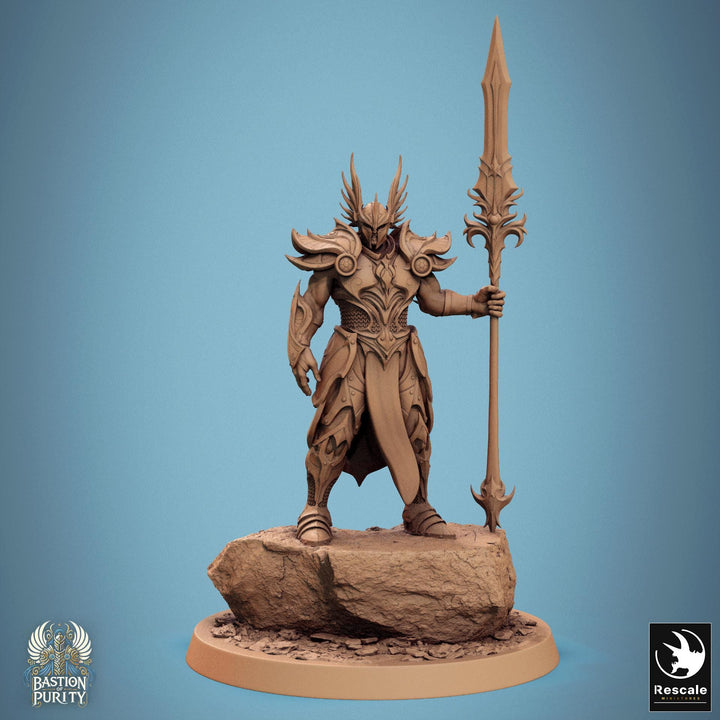 Human Paladin, Fighter Helm or No Helm, Polearm Spear PC / NPC, DnD 5e Unpainted Mini| 28mm, 32mm,54mm,75mm,100mm Scales |Dungeons &amp; Dragons