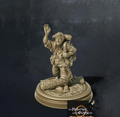 Halfling Adventurer | Resin Miniatures | Dungeons and Dragons | 28mm, 32mm, 75mm Scale | Pathfinder |