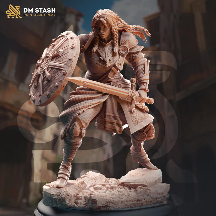 Female Paladin, Fighter Sword and Plate Armor D&amp;D 5e Mini | 28mm, 32mm,54mm,75mm,100mm Scales | Dungeons and Dragons Pathfinder | DM Stash