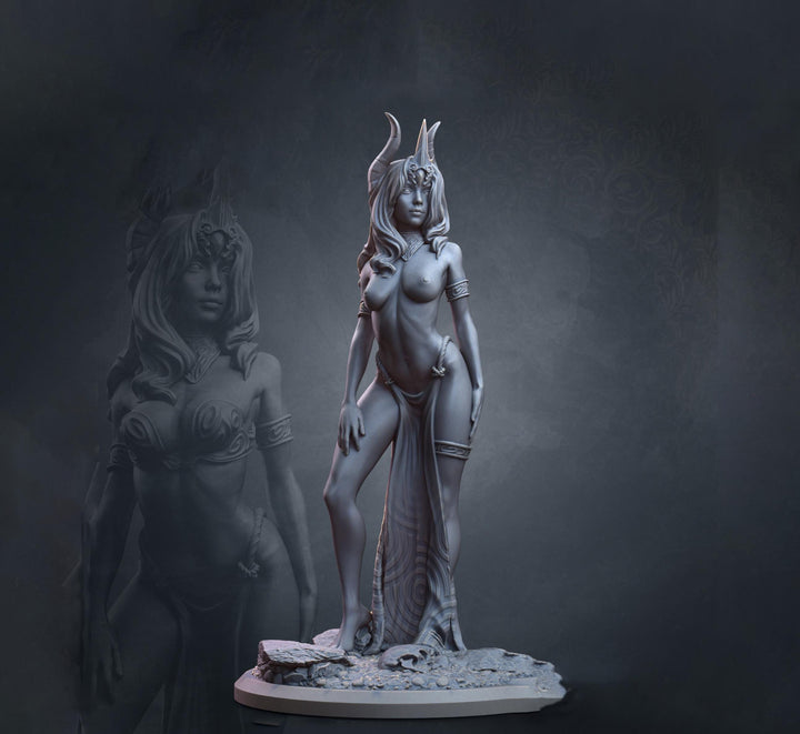 Human Female Sorcerer, Druid PC NPC NSFW Topless versions | 5 Sizes/ Scales | Unpainted Miniature