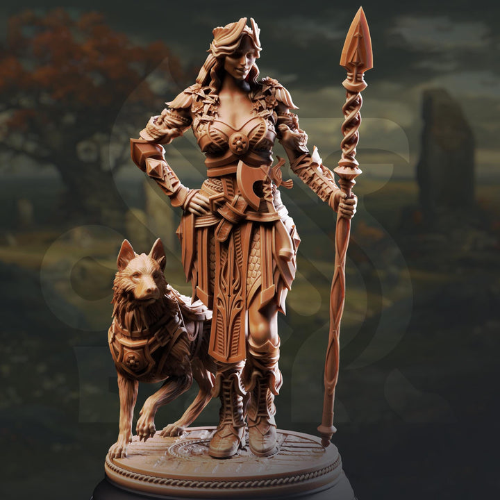 Female Fighter, Ranger, Spear and Hound | D&amp;D 5e Mini | 5 Sizes /Scales