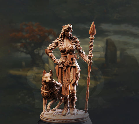 Female Fighter, Ranger, Spear and Hound | D&D 5e Mini | 5 Sizes /Scales