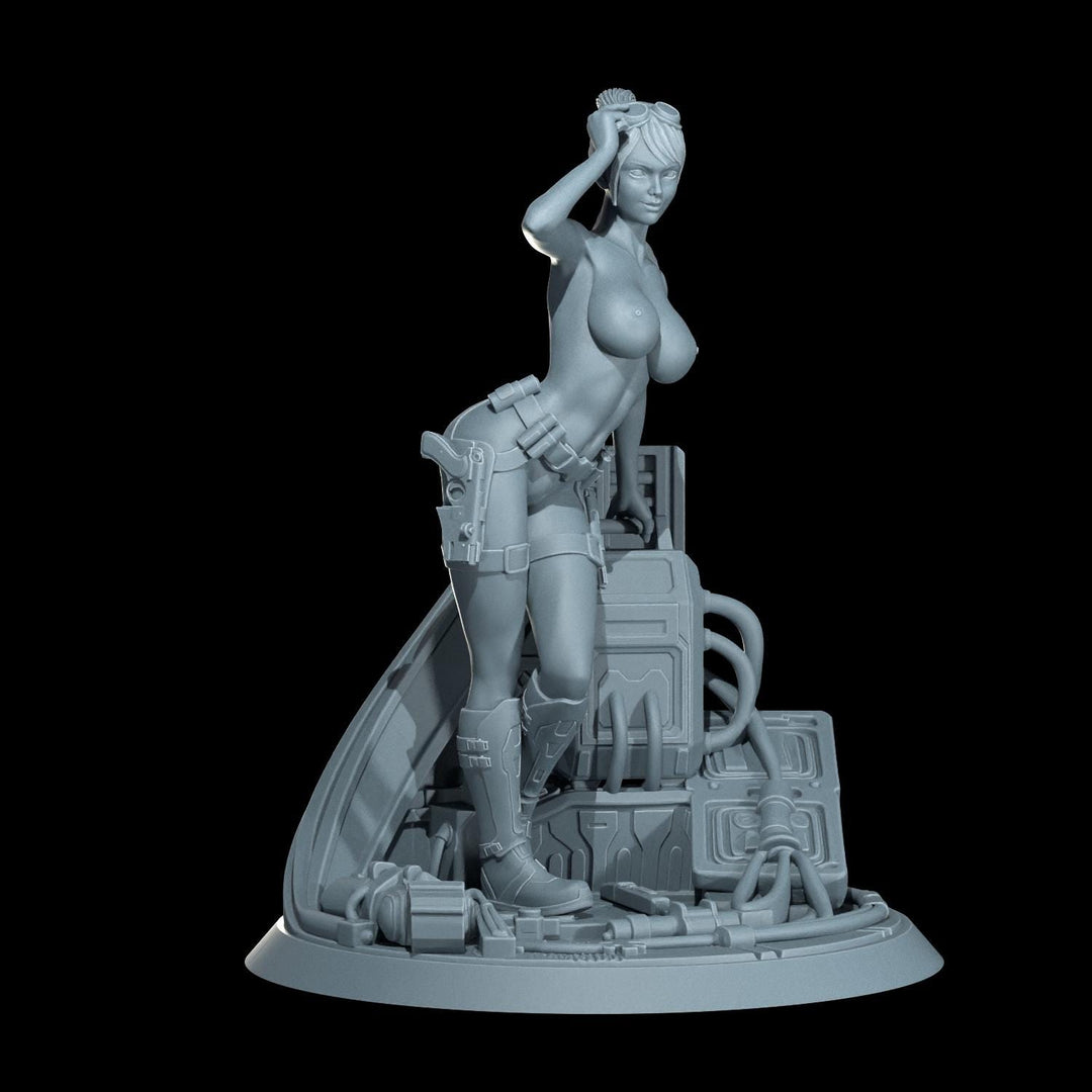 Cyber Stealth Engineer Female Soldier Mini Sci-Fi 5e Starfinder Topless Nude Uncensored Model