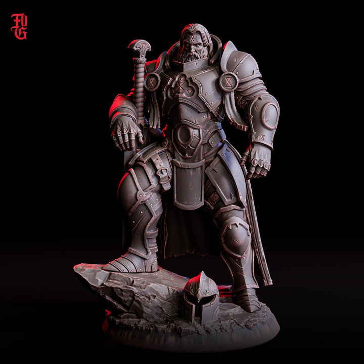 Human Paladin Fighter Greatsword Knight | Unpainted Resin Miniature | D&amp;D 5e Hero | 5 Scales
