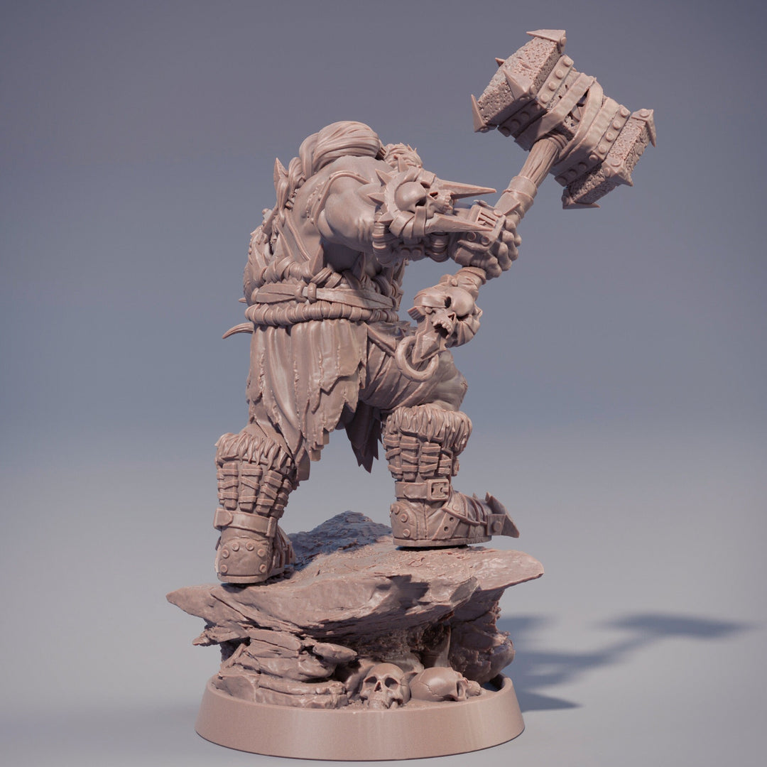 Orc boss | Ork | Orc barbarian | Warhammer and claws| |Dungeons and Dragons | 28mm or 32mm | 75mm Tall Pathfinder | Raging Barbarian orc