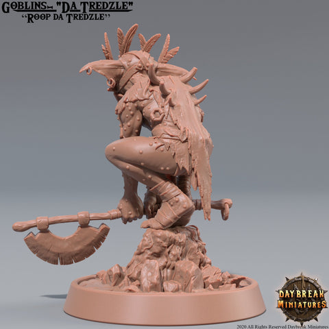 Goblin Axe Warrior | DnD Miniatures | Dungeons and Dragons | 28mm, 32mm, 75mm scale| Pathfinder | Figure for Painting| Gloomspite Glitz