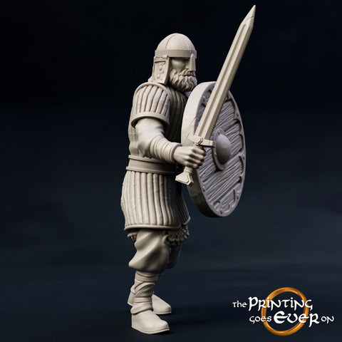 Fighter Sword and Shield in Studded Leather | 28mm Scale | 32mm Scale | 75mm Scale Pathfinder Figure |DnD| miniature Figurine unpainted|