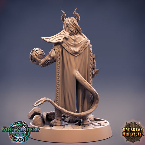 Tiefling Warlock Pact of the Blade Cambion | 28mm, 32mm, 75mm Scale Resin Miniature | Dungeons and Dragons | Pathfinder |