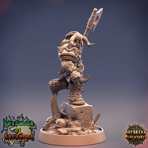 Oathbreaker Paladin Chaos Knight Unpainted Miniature | 28mm, 32mm, 75mm Scales | Dungeons and Dragons | Pathfinder | Daybreak Miniatures