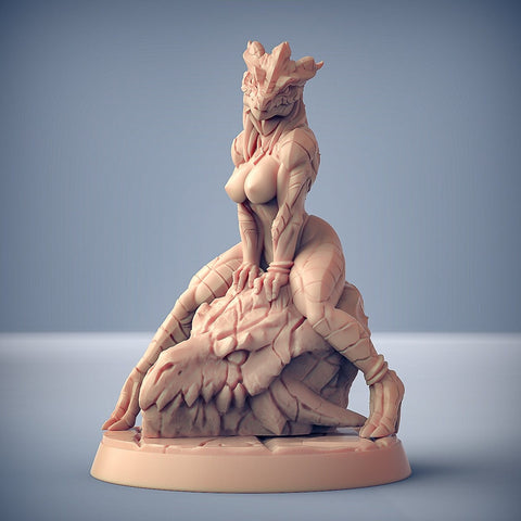 Lusty Dragonborn Draconian Maid | 28mm, 32mm, 54mm, 75mm Scale Resin Miniature | Dungeons and Dragons D&D 5e | Pathfinder | Artisan Guild